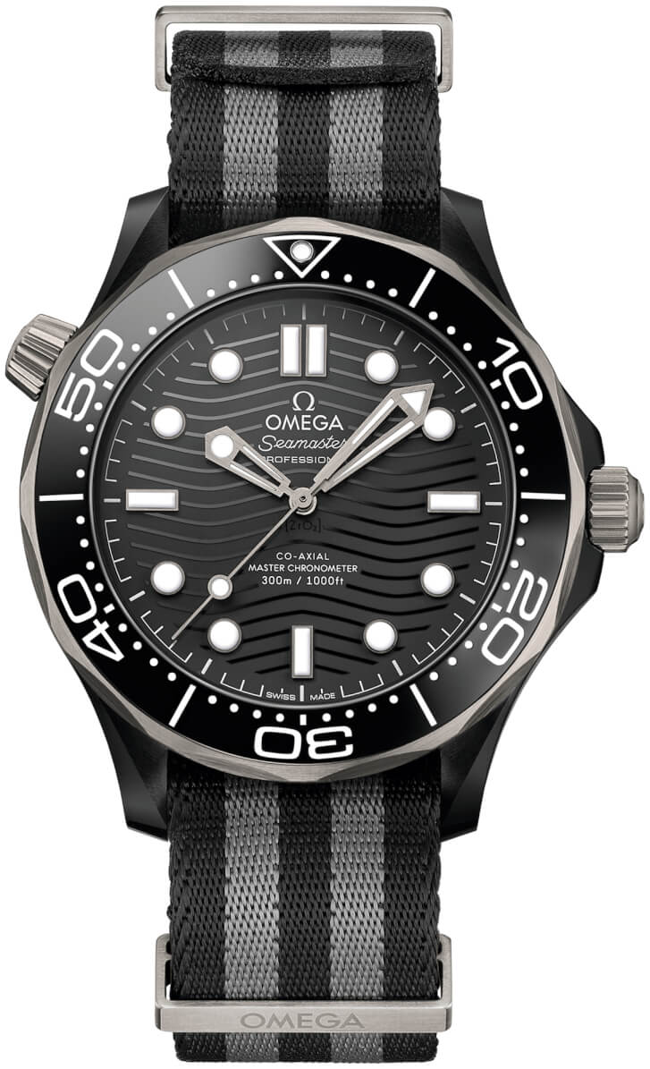 Omega Seamaster Diver 300M 43.5-210.92.44.20.01.002 (Black/Grey NATO Strap, Wave-embossed Black Dot Index Dial, Rotating Black Ceramic Bezel)