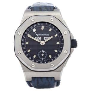 Audemars Piguet Royal Oak Offshore 38-25808ST.O.0009/01 (Blue Alligator Leather Strap, Petite Tapisserie Black Index Dial, Stainless Steel Smooth Bezel)