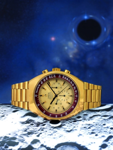 Omega Speedmaster Moonwatch 41.75-145.034 (Yellow Gold Bracelet, Yellow Gold Index Dial, Red Tachymeter Bezel)