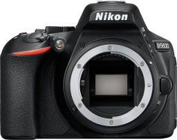 Nikon D5600 (D5600-1576)